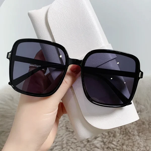 New Square Sunglasses Gradient Color 2025 Sunglasses for Women Trend Anti-UV Retro Sunglasses - Image 8